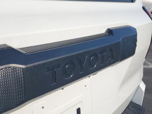 New 2026 Toyota 4Runner SR5 image 7