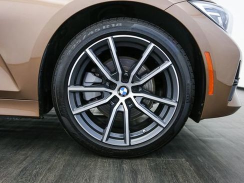 Used 2019 BMW 330i xDrive Sedan w/ Premium Package AWD/4WD image 44