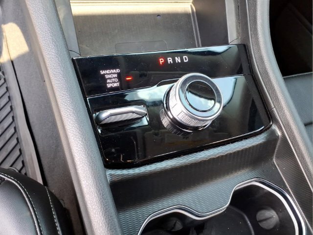 Used 2024 Jeep Grand Cherokee Limited w/ Luxury Tech Group II AWD/4WD image 24