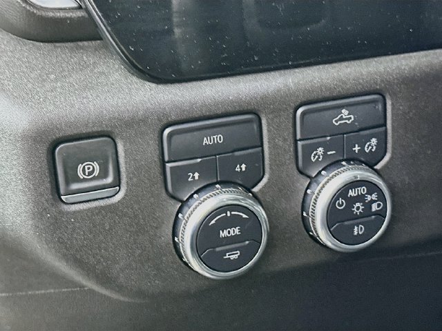Used 2024 GMC Sierra 1500 Elevation AWD/4WD image 18