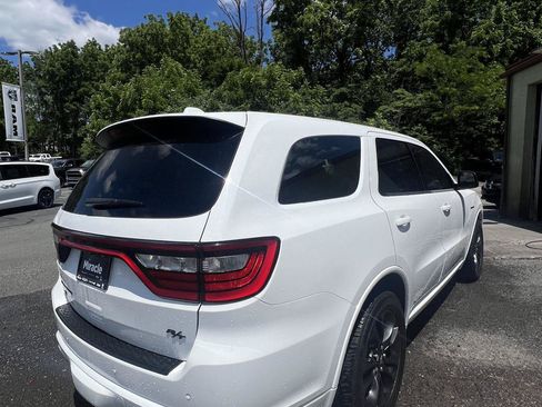 Used 2021 Dodge Durango R/T w/ Blacktop Package AWD/4WD image 3