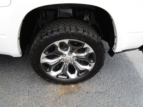 Used 2019 RAM 1500 Limited AWD/4WD image 27
