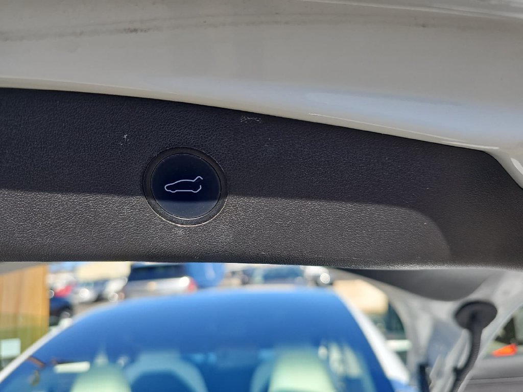 Used 2021 Tesla Model 3 Long Range AWD/4WD image 13