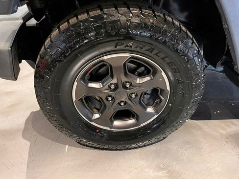 Used 2018 Jeep Wrangler Unlimited Sport S image 10