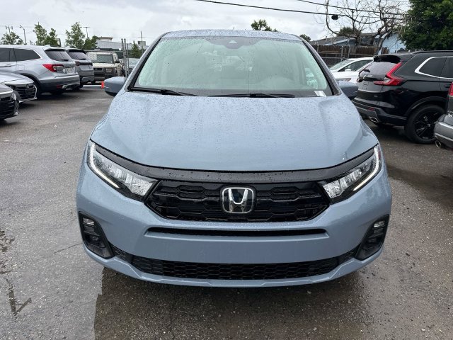 New 2027 Honda Odyssey Touring image 2