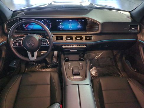 Used 2022 Mercedes-Benz GLS 450 4MATIC image 18