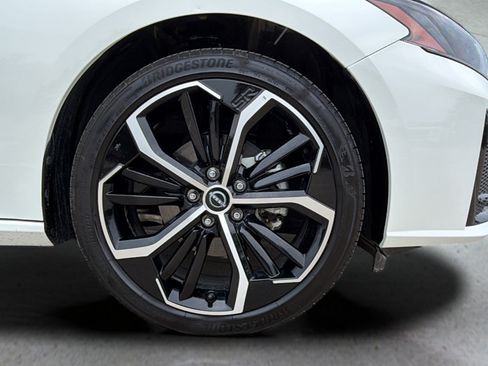 Certified 2026 Nissan Altima 2.5 SR FWD image 23