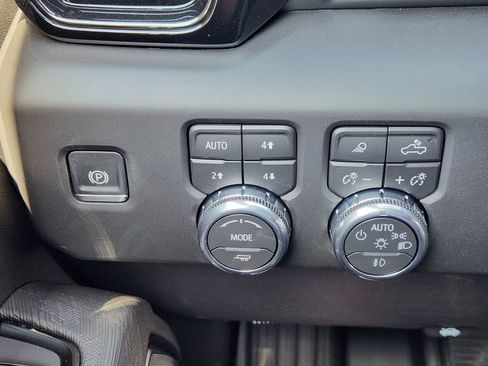 New 2026 GMC Sierra 1500 AT4X image 25