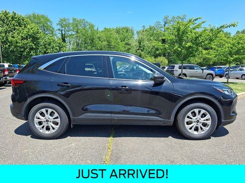 Used 2024 Ford Escape Active AWD/4WD image 7
