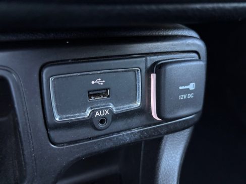 Used 2020 Jeep Renegade Sport image 31