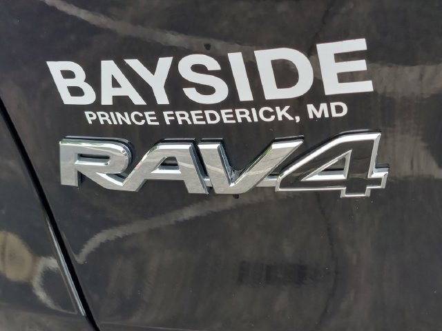 Used 2025 Toyota RAV4 LE AWD/4WD image 34