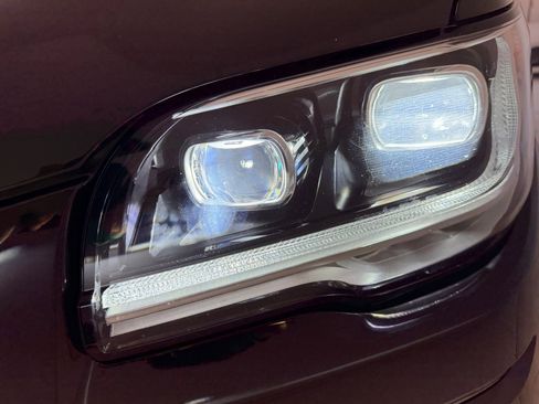 Used 2024 Lincoln Navigator Reserve image 11