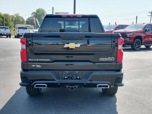 New 2026 Chevrolet Silverado 1500 High Country AWD/4WD image 4