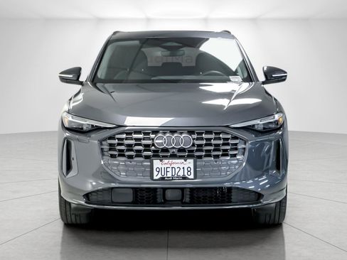 Certified 2025 Audi Q5 Premium Plus w/ Premium Plus image 8