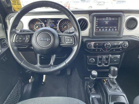 Used 2021 Jeep Wrangler Unlimited Islander image 6