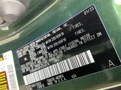 Used 2023 Toyota Highlander XLE image 29