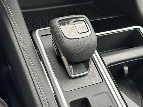 New 2025 Nissan Pathfinder Platinum w/ Lighting Package (N92) image 25