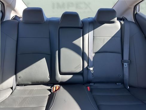 Used 2024 Nissan Altima 2.5 SR w/ SR Premium Package image 12