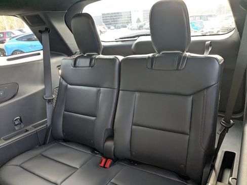 New 2026 Ford Explorer ST-Line w/ ST-Line Street Pack image 14