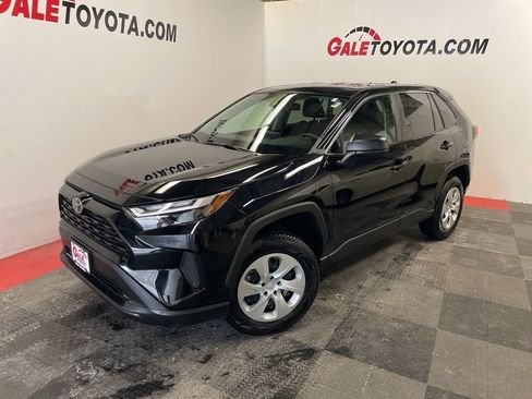 Used 2023 Toyota RAV4 LE image 1