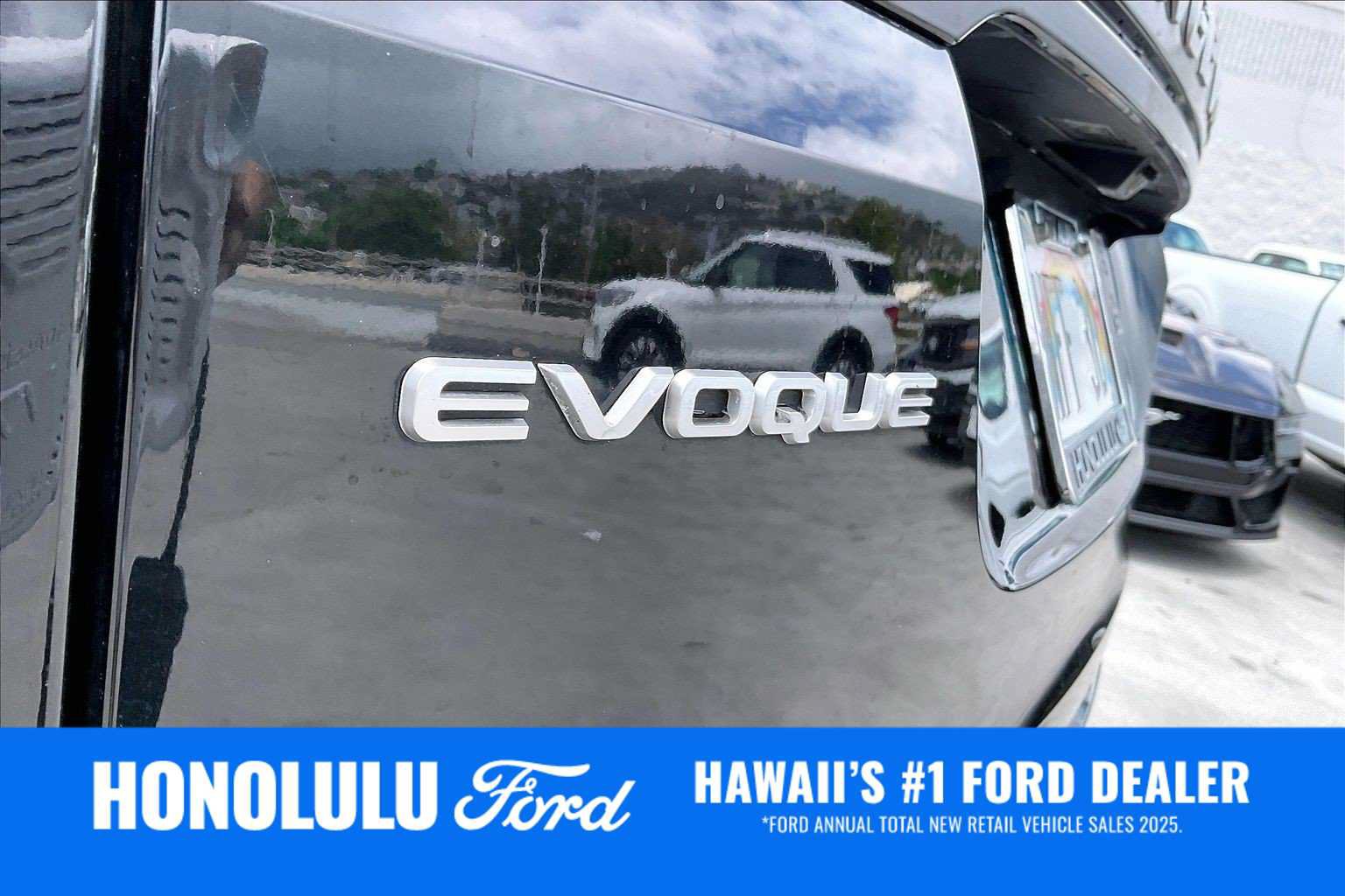 Used 2021 Land Rover Range Rover Evoque SE AWD/4WD image 6