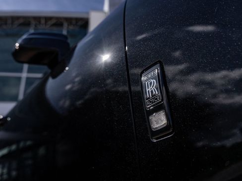 Certified 2025 Rolls-Royce Ghost Black Badge AWD/4WD image 9