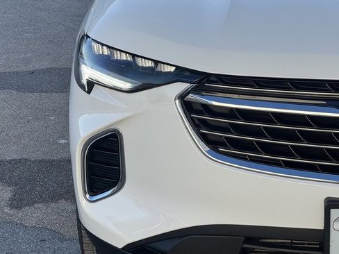 Used 2023 Buick Envision Essence image 6