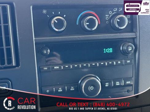 Used 2020 Chevrolet Express 3500 w/ Driver Convenience Package image 26