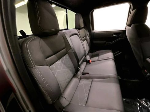 New 2027 Nissan Frontier SV w/ SV Convenience Package AWD/4WD image 37