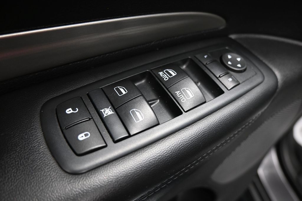 Used 2017 Dodge Durango GT w/ Nav & Power Liftgate Group AWD/4WD image 11