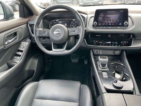Certified 2021 Nissan Rogue SV w/ Premium Package AWD/4WD image 9