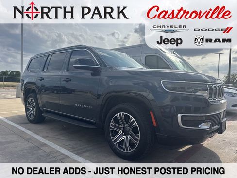 Used 2024 Jeep Wagoneer 4WD w/ Premium Group I image 1