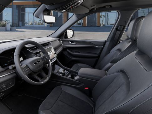 New 2026 Jeep Grand Cherokee Altitude image 22