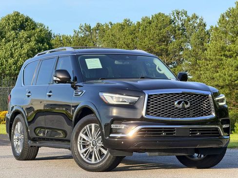 Used 2018 INFINITI QX80 2WD w/ Driver Assistance Package image 4