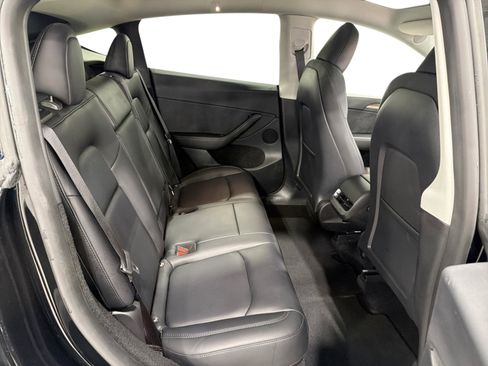 Used 2023 Tesla Model Y Long Range AWD/4WD image 11