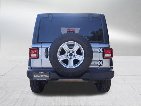 Used 2021 Jeep Wrangler Unlimited Sport AWD/4WD image 6