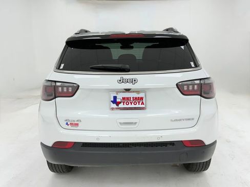 Used 2025 Jeep Compass Limited AWD/4WD image 39