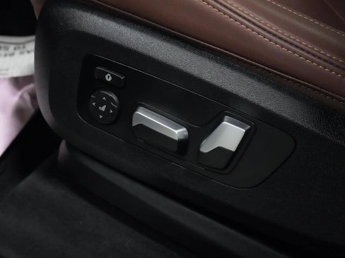 Used 2023 BMW X5 xDrive45e w/ Climate Comfort Package image 28