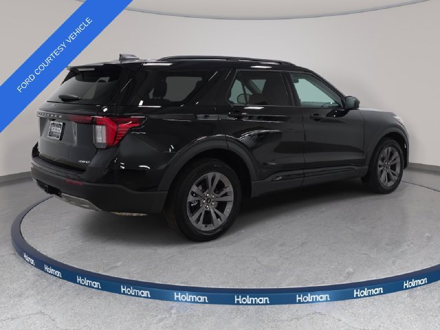 Used 2026 Ford Explorer Active w/ Active Comfort Package AWD/4WD image 6