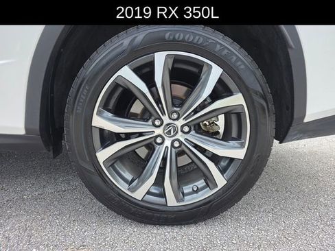 Used 2019 Lexus RX 350L FWD image 17