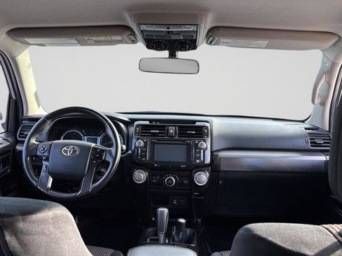 Used 2014 Toyota 4Runner Trail image 17