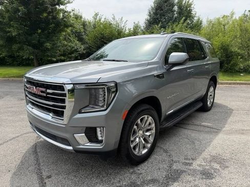 Used 2023 GMC Yukon SLT AWD/4WD image 6