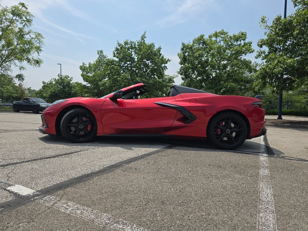 Used 2021 Chevrolet Corvette Stingray Preferred Conv w/ Z51 Performance Package RWD image 13