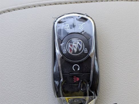 Used 2023 Buick Enclave Essence w/ Experience Buick Package image 32