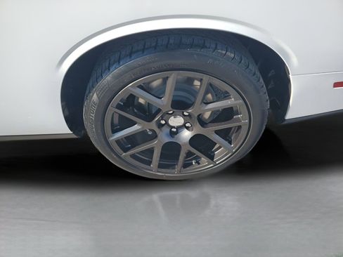 Used 2016 Dodge Challenger R/T Scat Pack image 19
