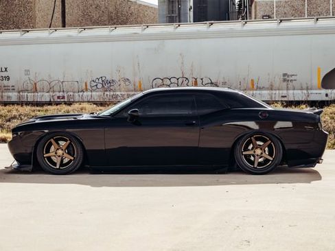 Used 2013 Dodge Challenger R/T Plus image 41