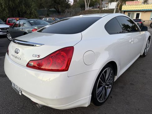 Used 2013 INFINITI G37 Journey w/ Premium Pkg image 7