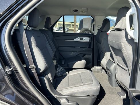 New 2026 Ford Explorer Active image 18