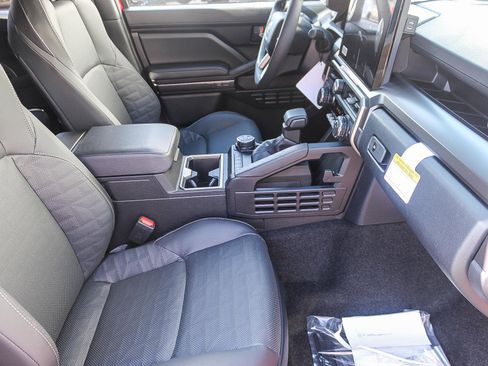 New 2025 Toyota 4Runner TRD Off-Road Premium image 18