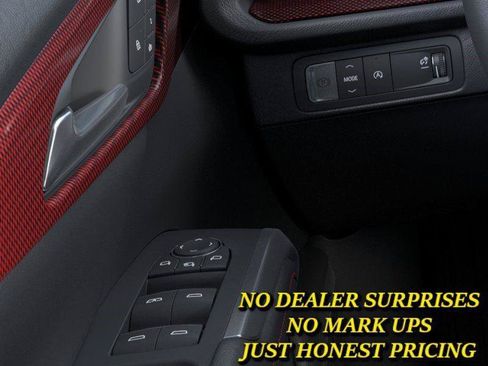New 2026 Chevrolet Traverse RS FWD image 22